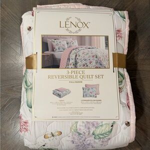 Lenox Pink Floral Reversible Quilt Set - Floral/Pastel
